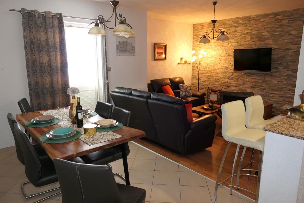 Apartment Marko Сень Екстер'єр фото