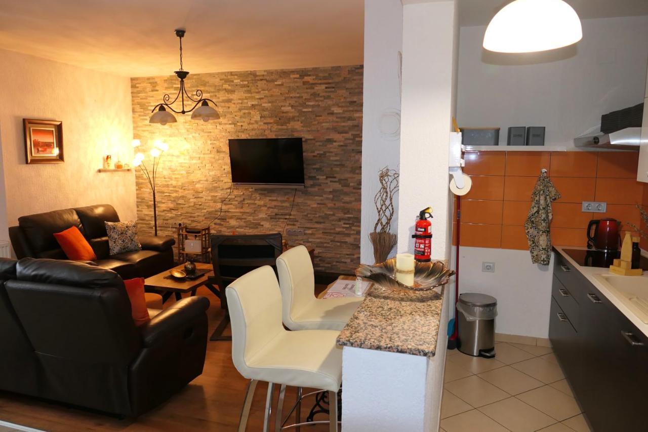 Apartment Marko Сень Екстер'єр фото